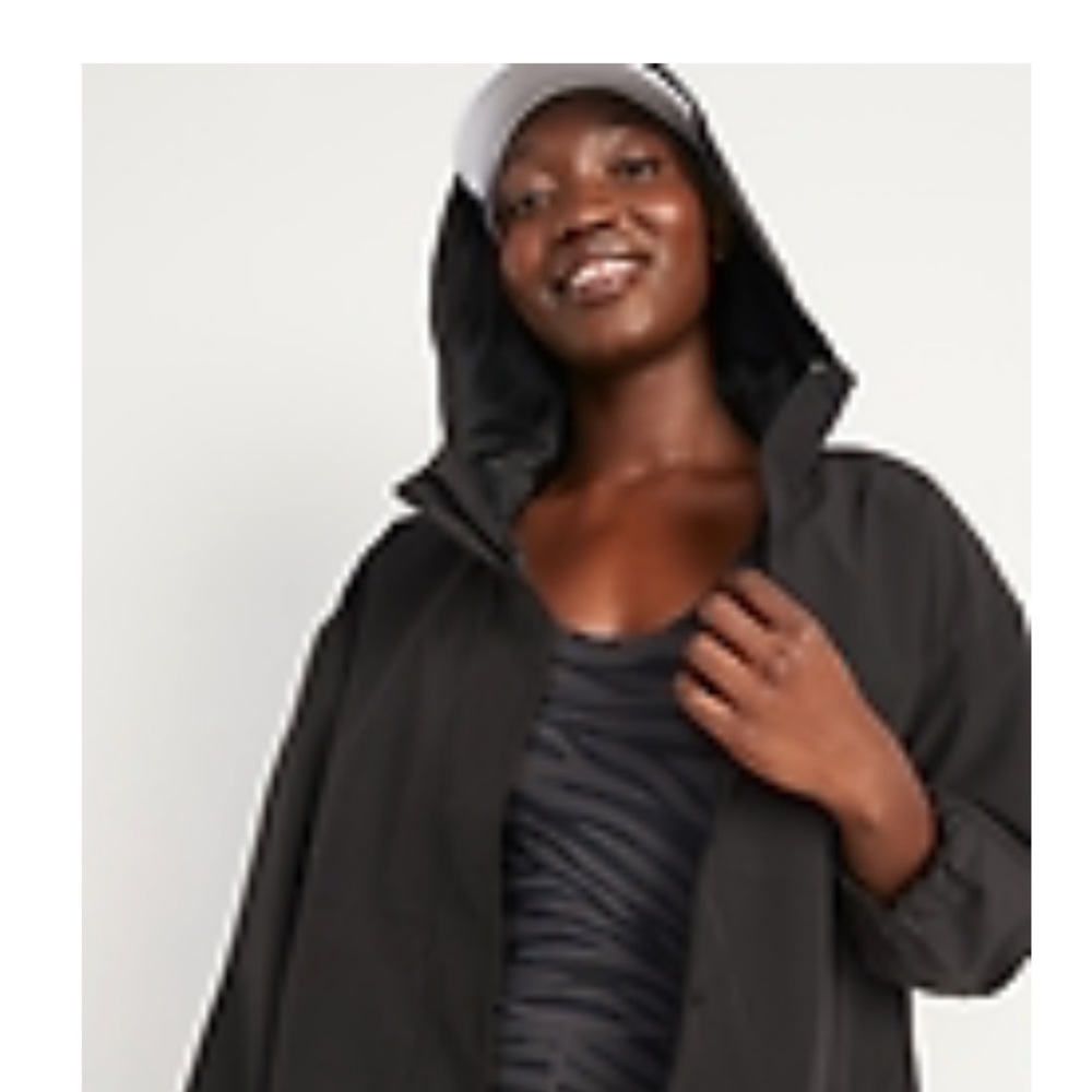NWT Water resistant hooded cropped utility jacket